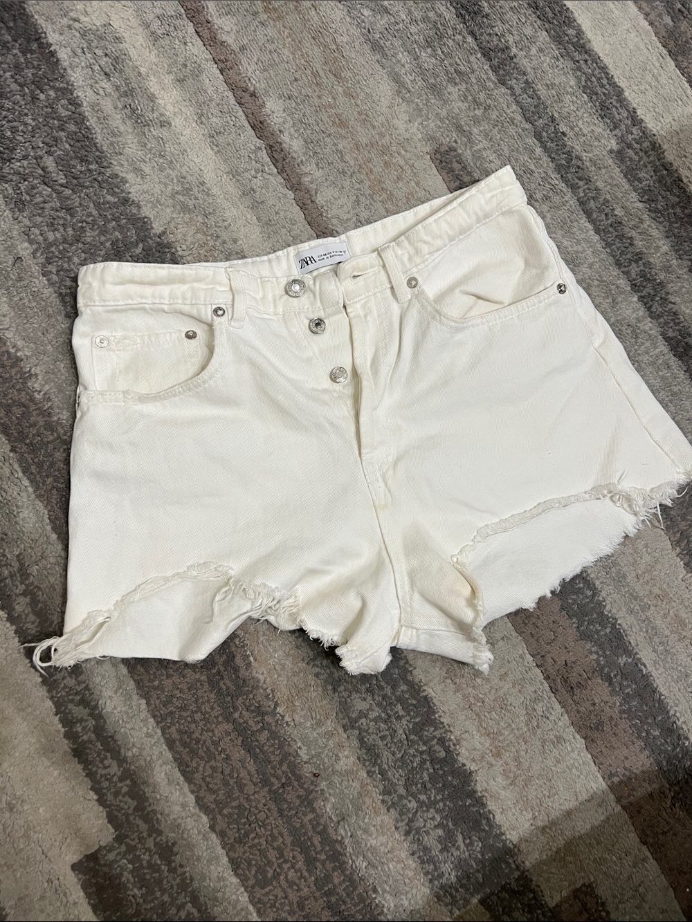 Zara Cream High-Rise Distressed Denim Shorts